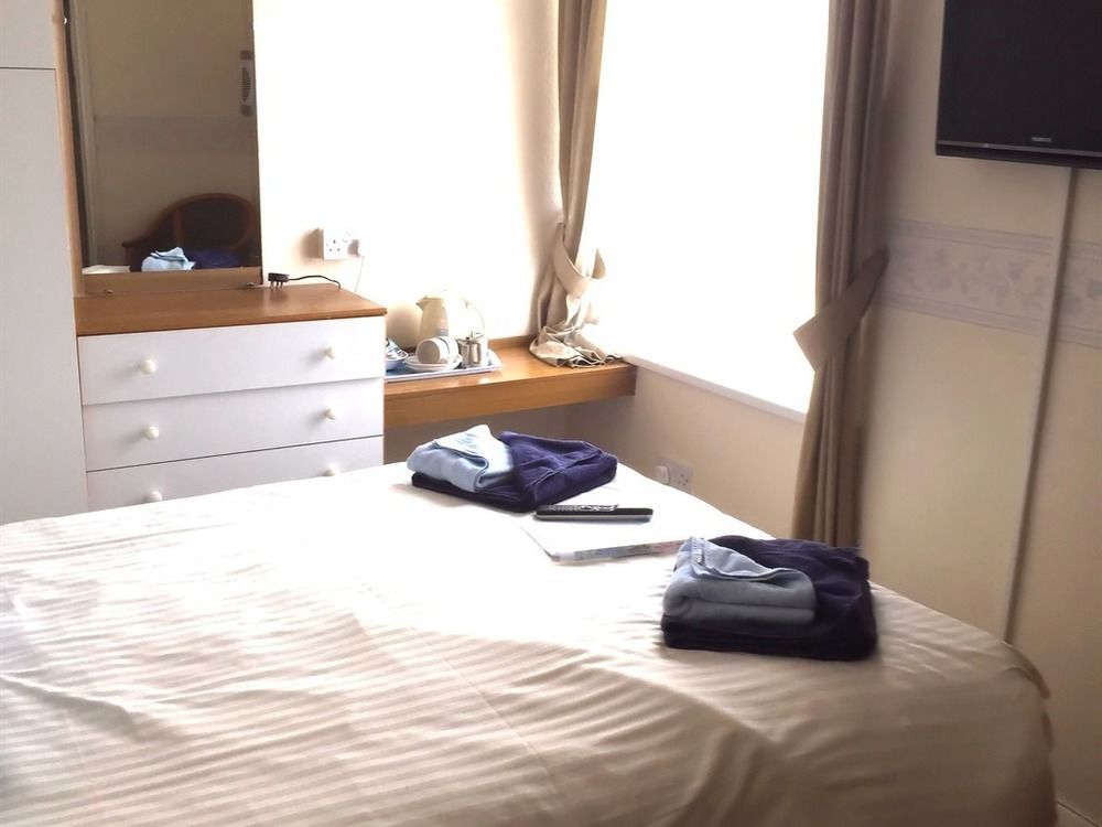 Hotel The Torland - Seafront - Free Parking, En-suite