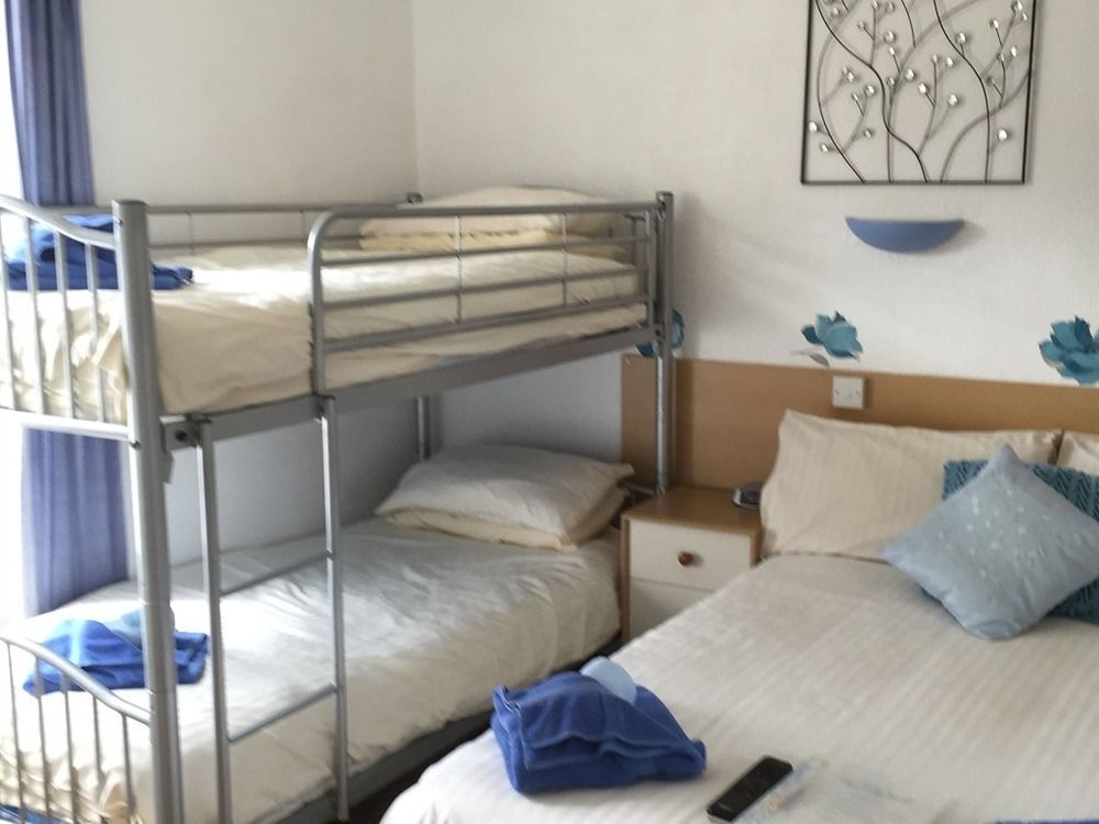 Hotel The Torland - Seafront - Free Parking, En-suite 4*