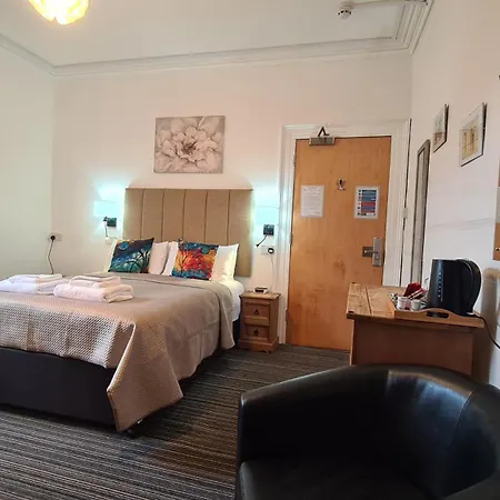 The Torland - Paignton Seafront - Free Parking, All Rooms En-Suite Экстерьер фото