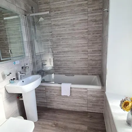 The Torland - Paignton Seafront - Free Parking, All Rooms En-Suite Exterior photo