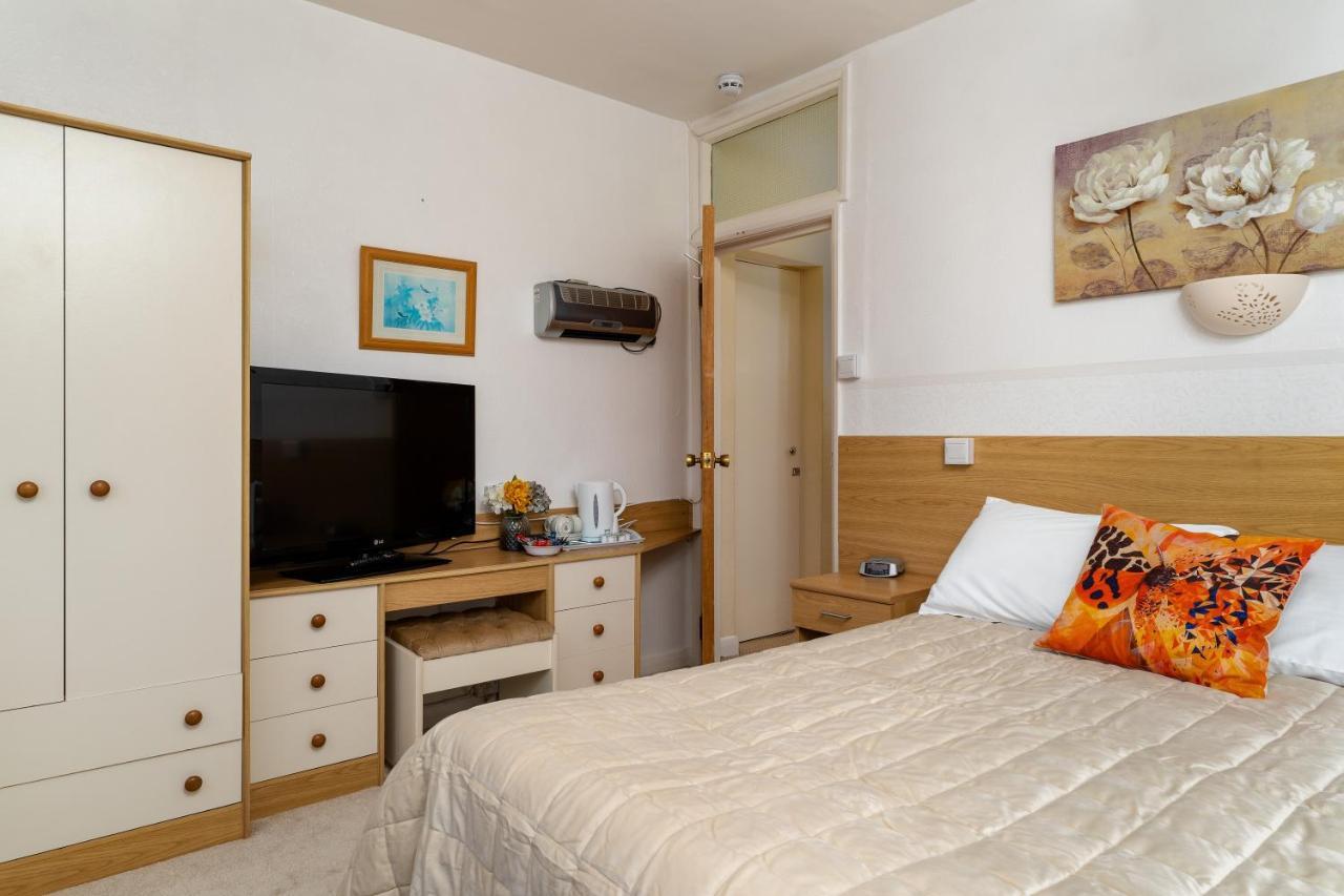The Torland - Seafront - Free Parking, En-suite Hotel Paignton