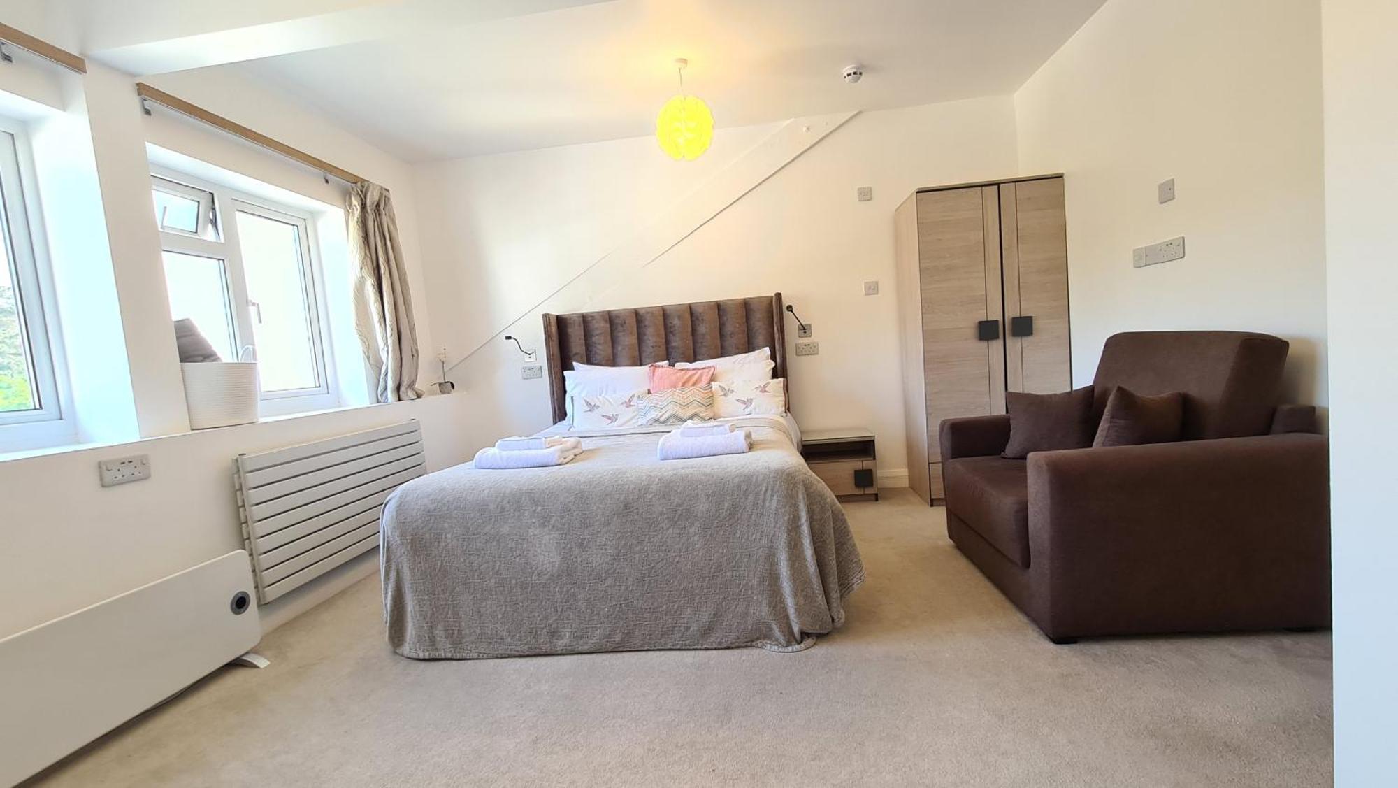 The Torland - Seafront - Free Parking, En-suite 4*