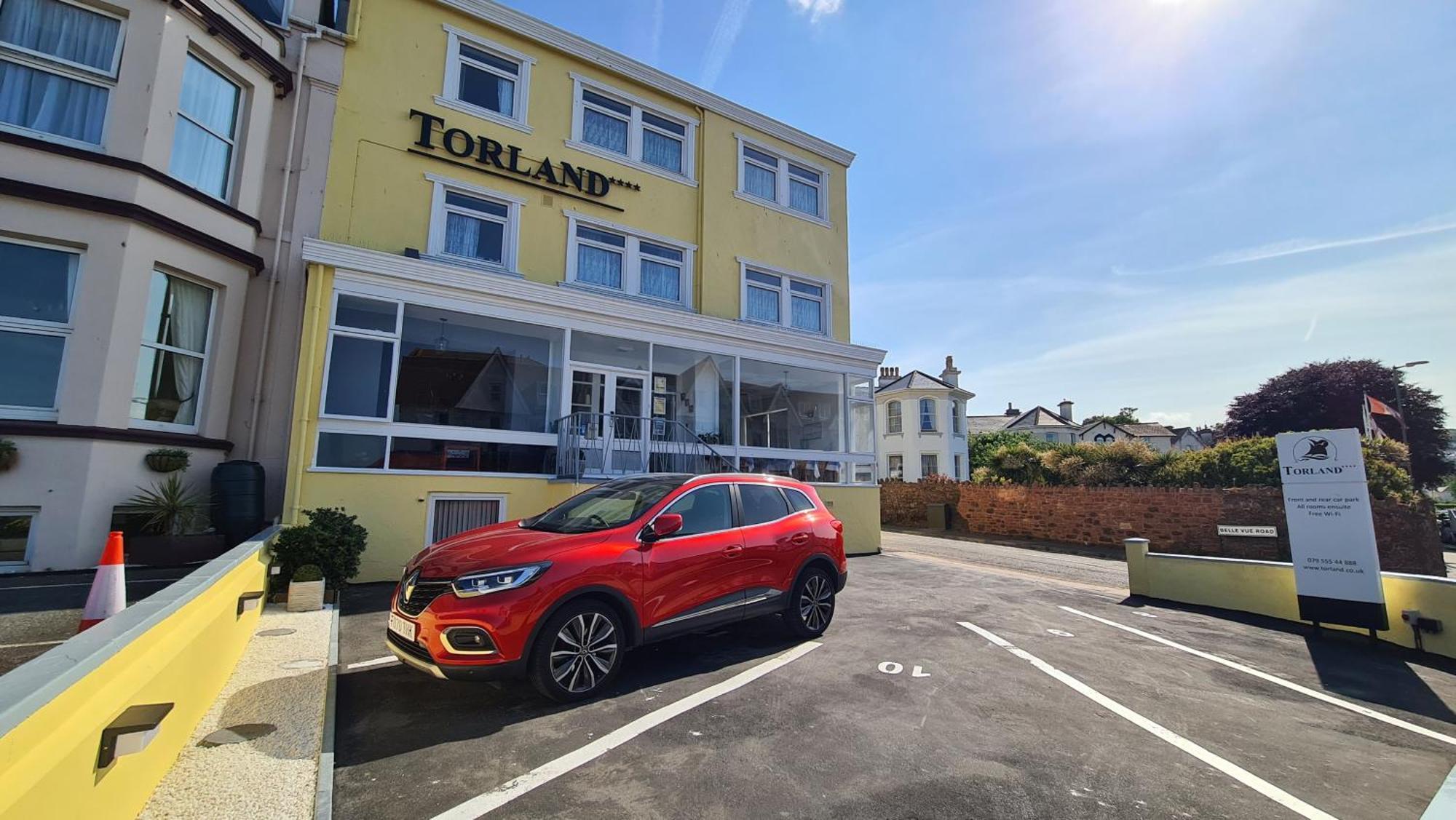 The Torland - Seafront - Free Parking, En-suite