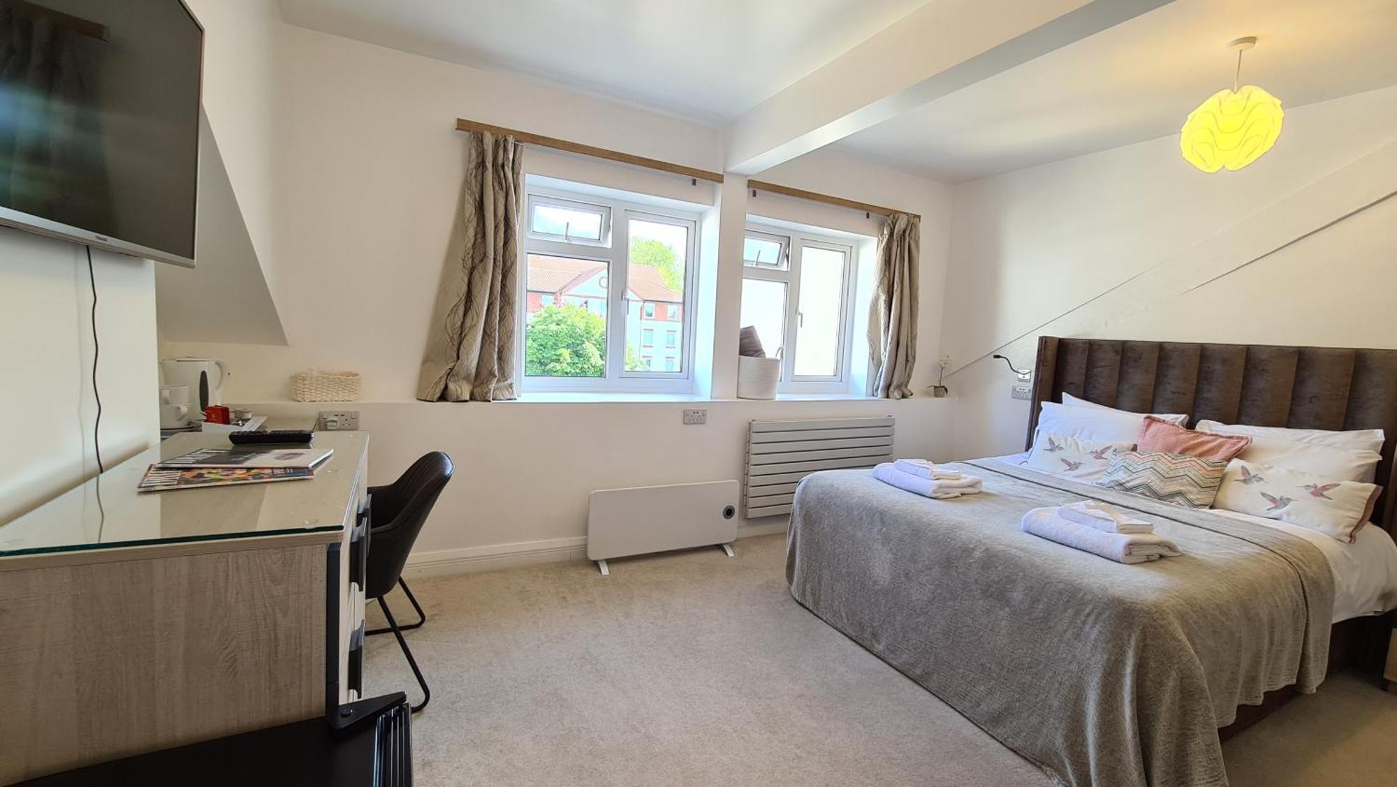 Hotel The Torland - Seafront - Free Parking, En-suite