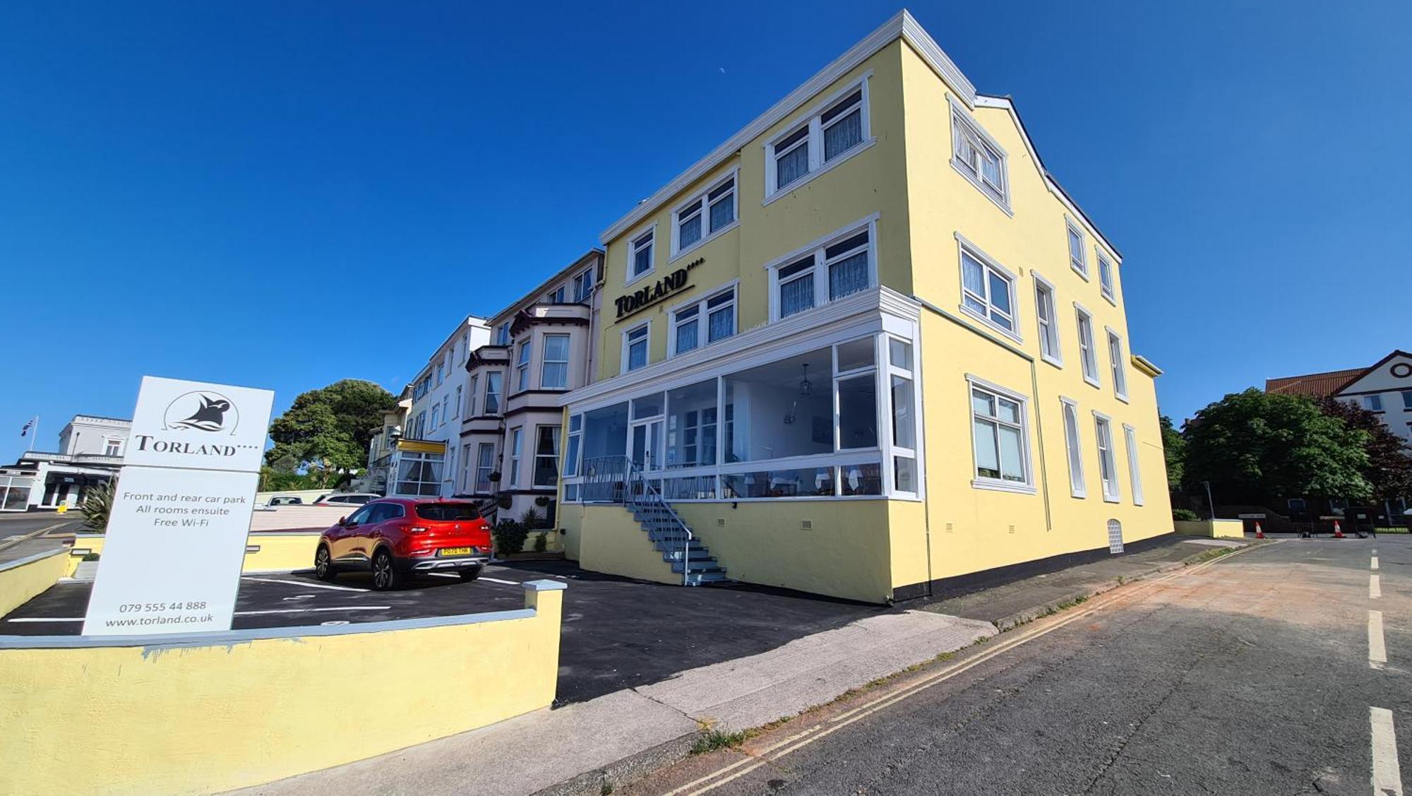 The Torland - Seafront - Free Parking, En-suite 4* Paignton