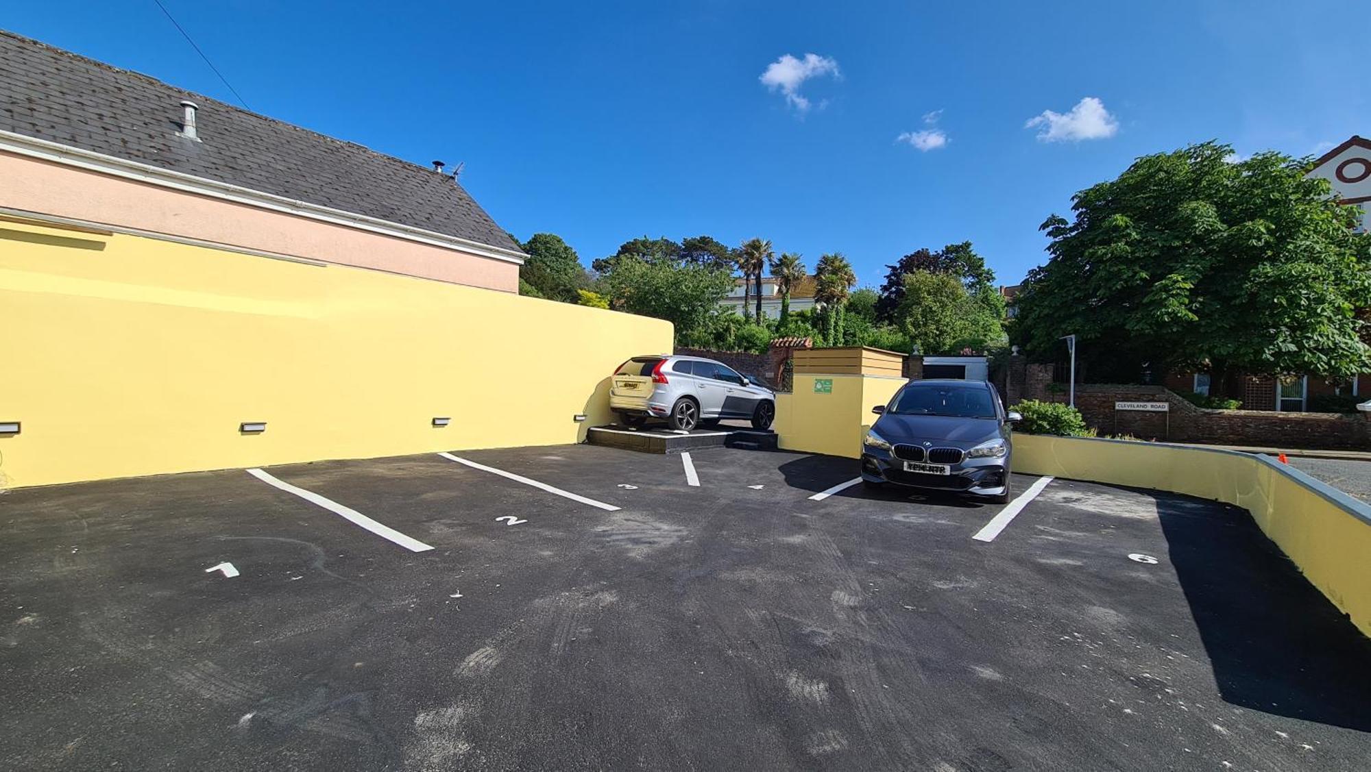 The Torland - Seafront - Free Parking, En-suite 4* Paignton