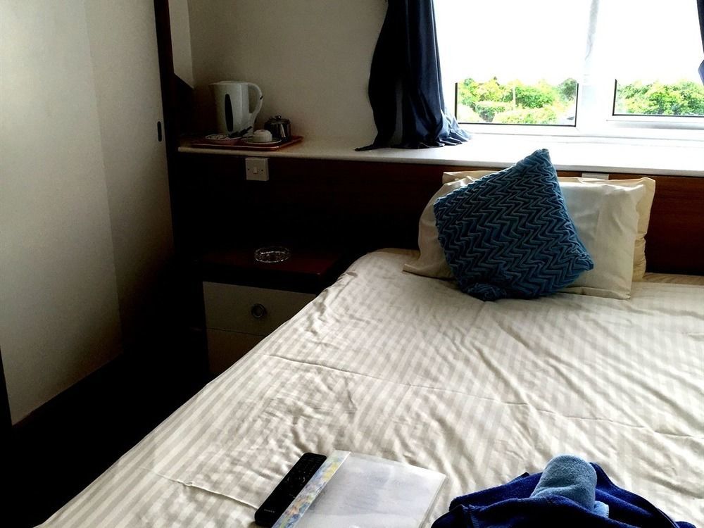 The Torland - Seafront - Free Parking, En-suite Hotel Paignton